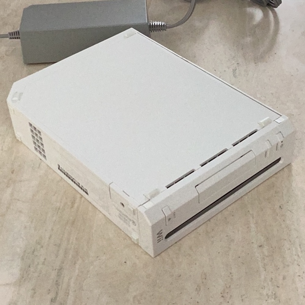 Nintendo Wii Console & Wii Sports Game RVL-001 Console Complete In Box - Picture 11 of 14